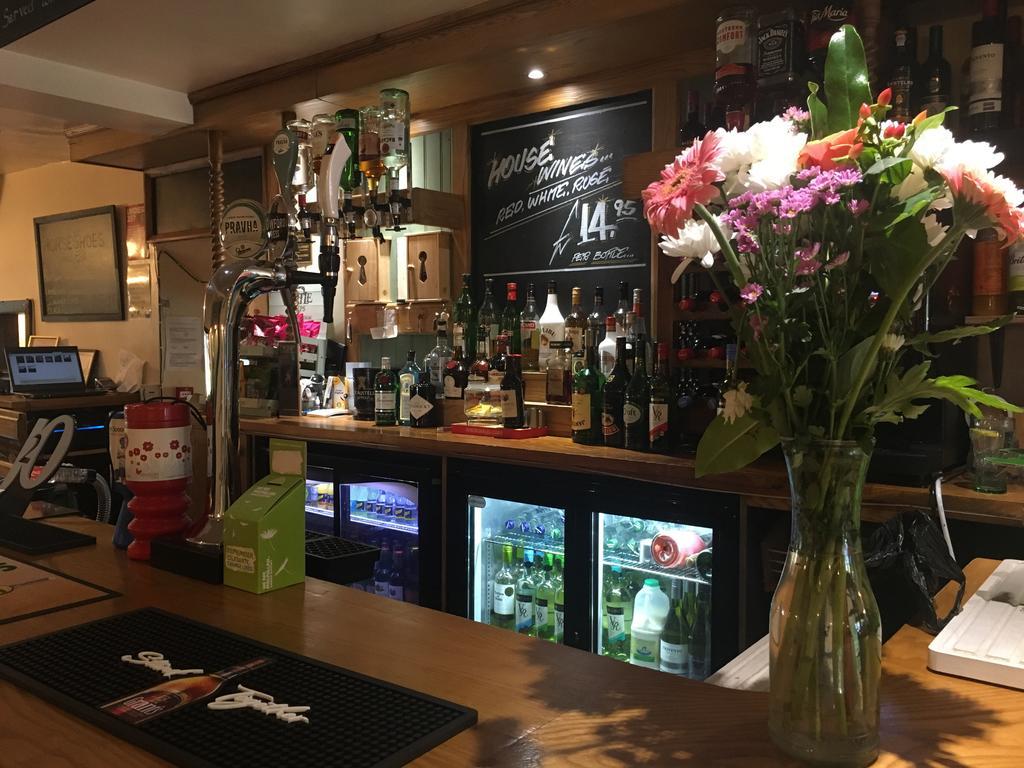 Three Horseshoes Inn Bubbenhall Exteriör bild